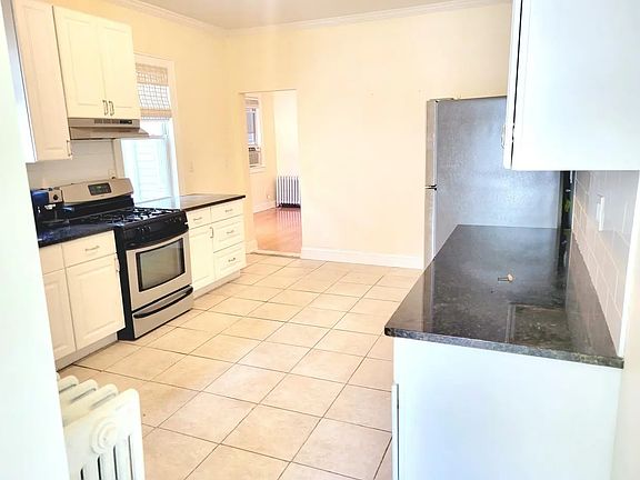 3rd image of 393 Lafayette St #1