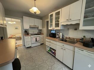 94 Heath St #4, Somerville, MA 02145