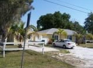 127 1st St E, Nokomis, FL 34275