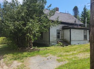 11 E Main St, Monroe, ME 04951