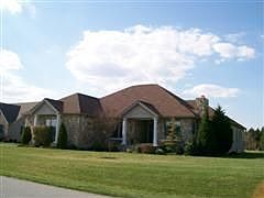 1st image of 139 Glade Cir W