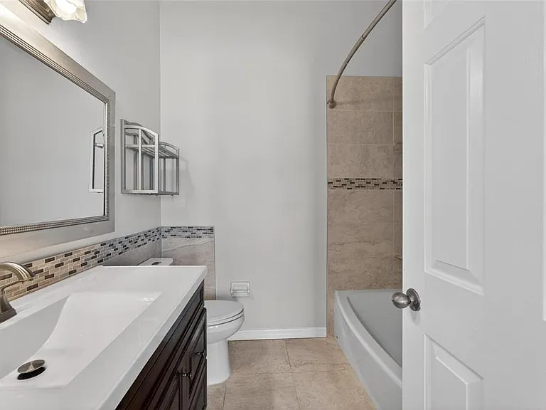 658 Green Valley Rd #B3 — Photo 54