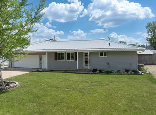 204 Howard St, Alburnett, IA