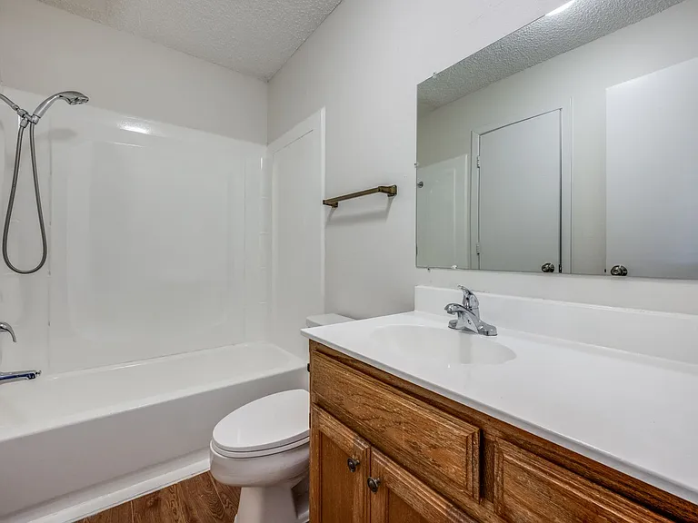 329 Casie Ct — Photo 10