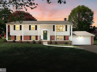 40 Singer Rd, New Freedom, PA 17349