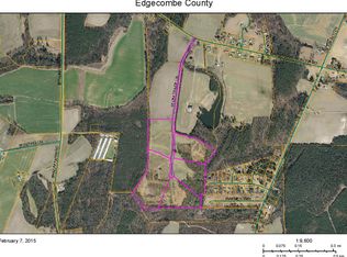 556 Plumtrace Ln, Pinetops, NC 27864