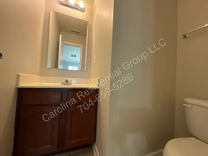 7043 Haines Mill Rd — Photo 5