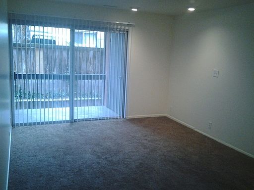 3rd image of 1587 S Foothill Dr APT 9