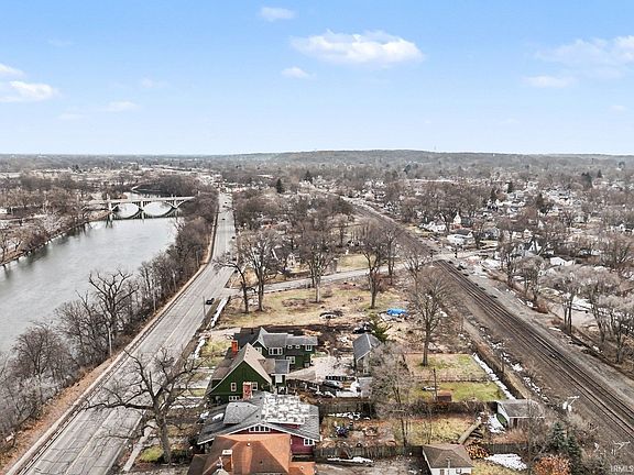 5th image of 1244 Lincoln Way E