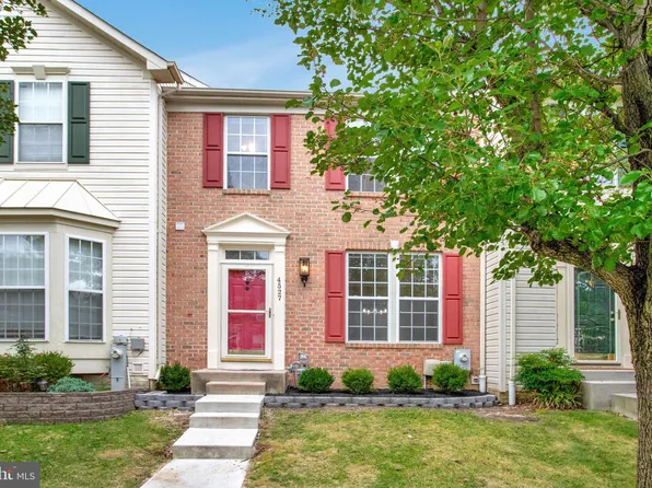 4527 Golden Meadow Dr, Perry Hall, MD 21128