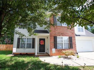 32 Pilot Ridge Ct, Greensboro, NC 27407