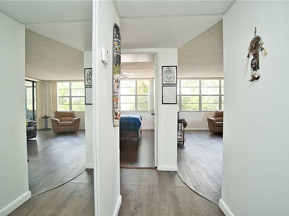 2nd image of 2751 E Taft Street #303