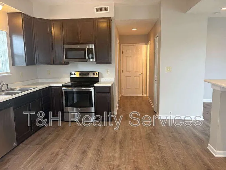 2273 Shadowbrook Trce — Photo 10