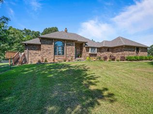 3215 N State Highway Ab, Springfield, MO 65803