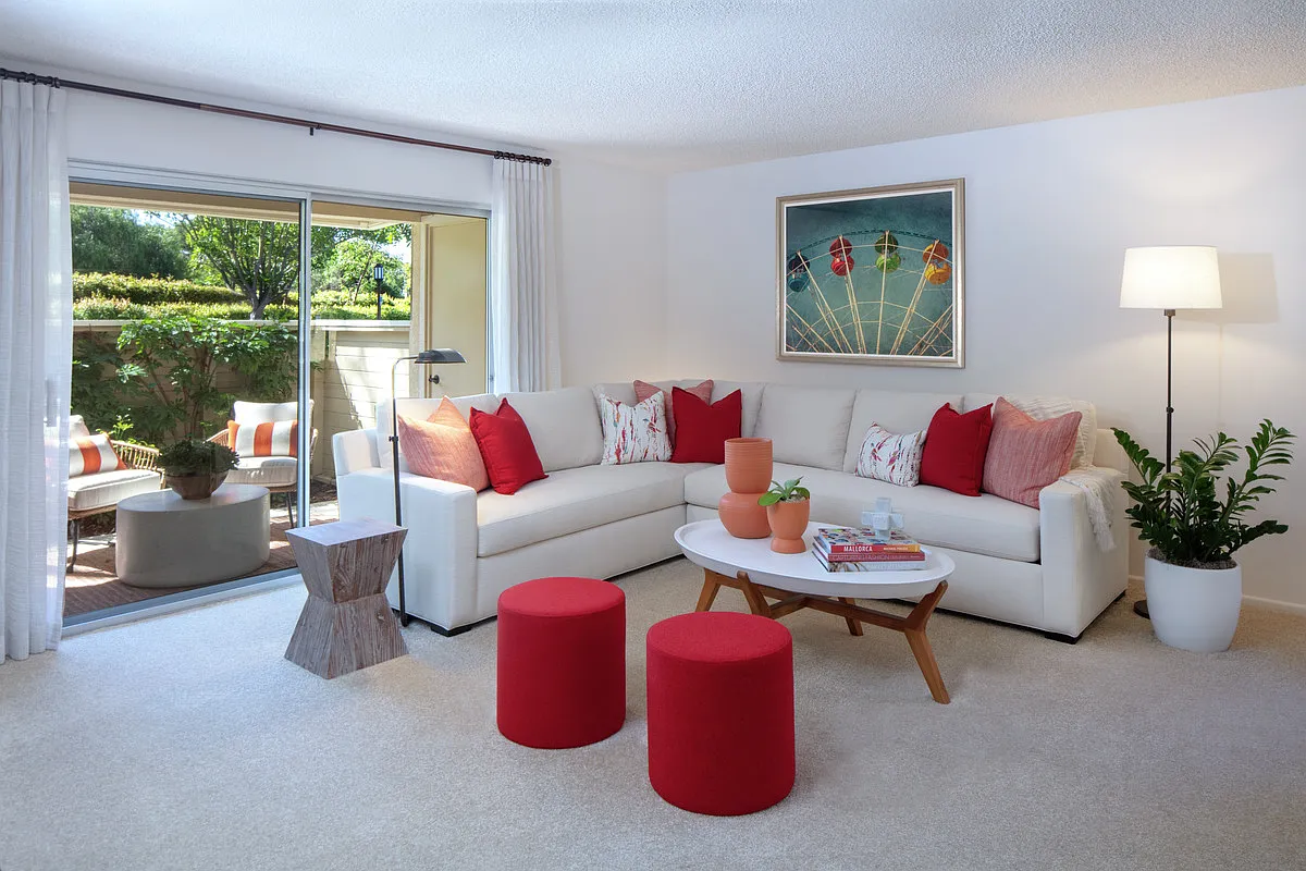 Turtle Rock Vista Apartment Homes — Photo 1