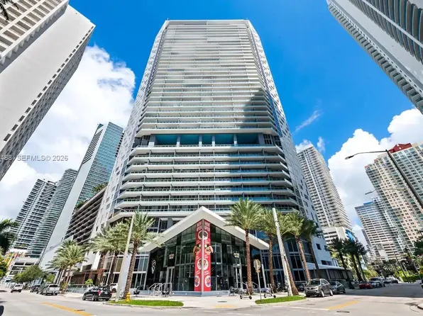 1300 Brickell Bay Dr, Miami, FL