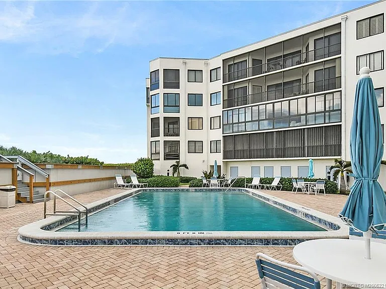 2375 NE Ocean Blvd #E402 — Photo 43
