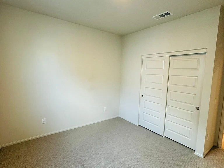 236 Lockhart Way — Photo 14