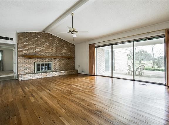 2nd image of 514 Canyon Creek Dr