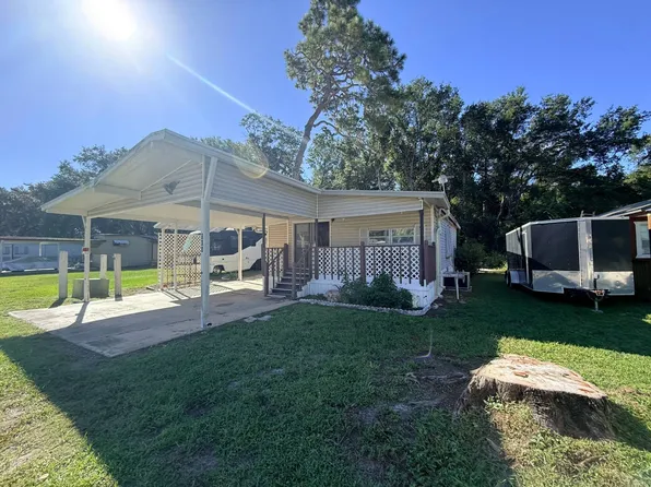 506 Shady Oaks Dr, Zephyrhills, FL 33540