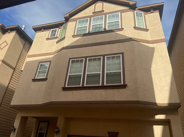 1150 22nd St #F, Houston, TX 77008