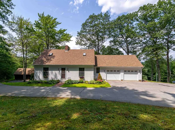 254 Pinnacle Hill Road, New Hampton, NH 03256