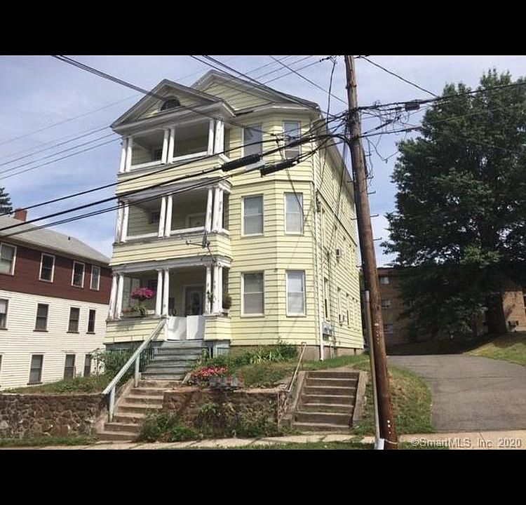 2nd image of 15 Hayes St #2