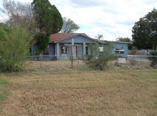 18530 Ih 37 S, Elmendorf, TX 78112