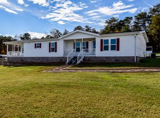 320 Heavenly Hills Dr, Dandridge, TN 37725