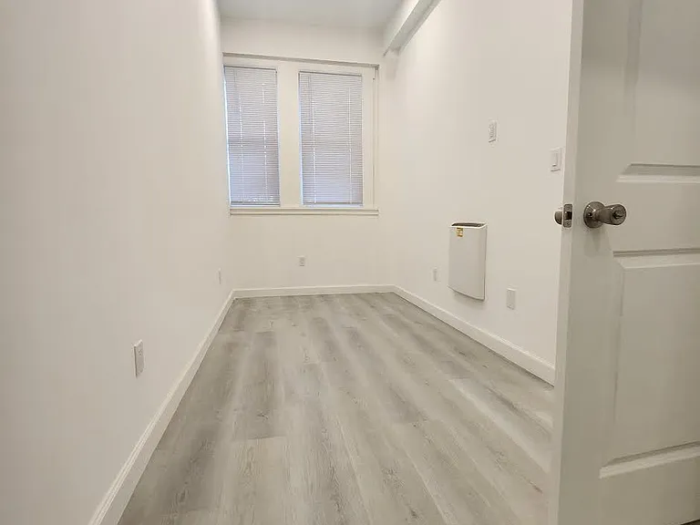 1750 Mission St #10 — Photo 13