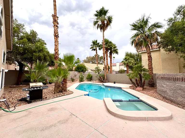 2056 Pinion Springs Dr — Photo 21