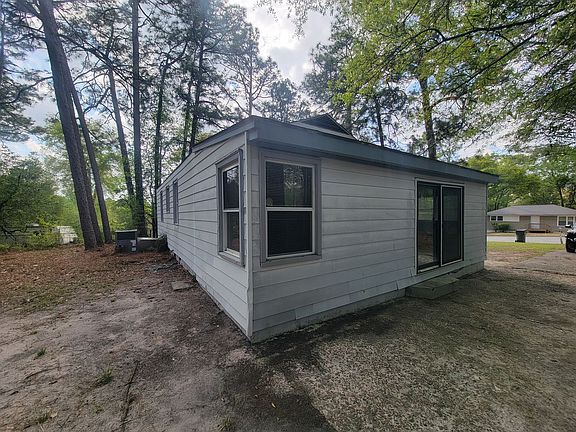 4th image of 2826 Thomas Ln