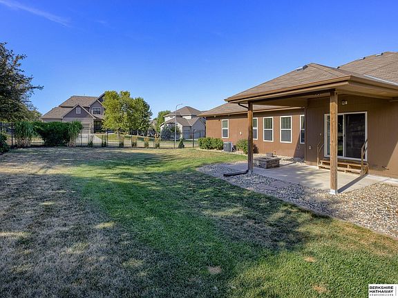 4th image of 5156 S 197 Avenue Cir