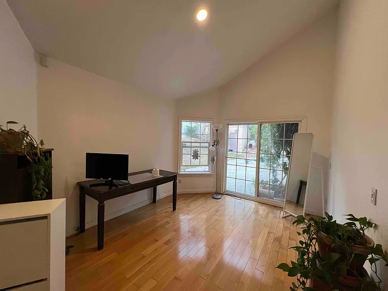 23 Willowbrook Ln — Photo 3