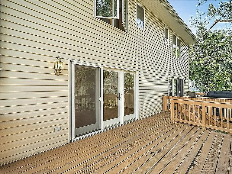 5 Roosevelt Ave #B — Photo 5