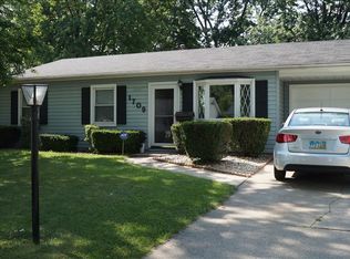 1709 Parkway Dr N, Maumee, OH 43537