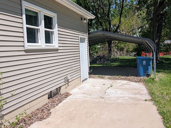 3rd image of 3412 2nd St