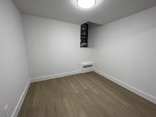 Rented by Oxford Property Group | media 10