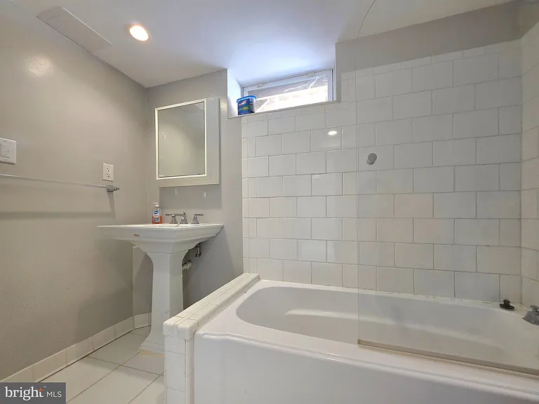 6012 Williamsburg Rd — Photo 22