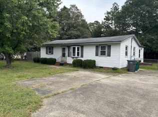 4043 S Main St, Hope Mills, NC 28348