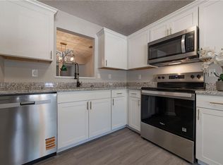 3017 Waldrop Cir, Decatur, GA 30034