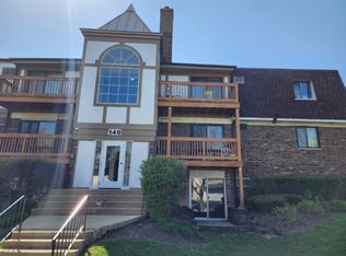 140 S La Londe Ave APT 1F, Addison, IL 60101