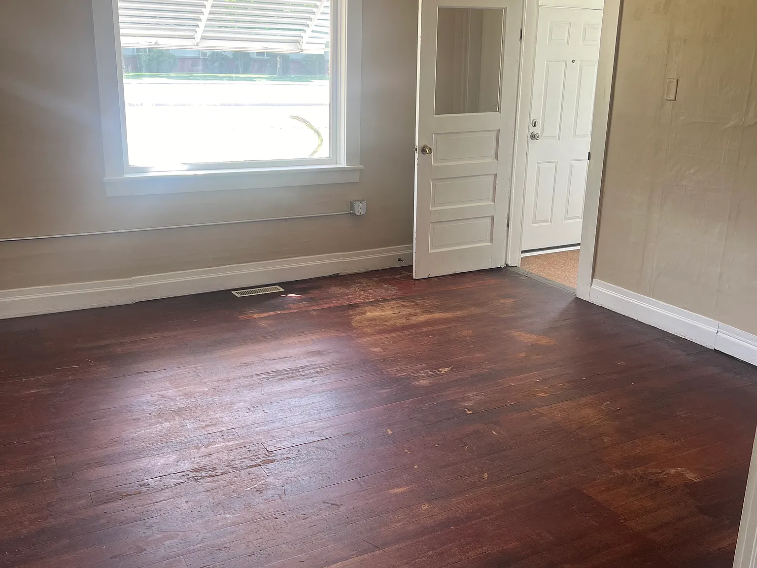 3 bed, 1608 sqft, $1,450 — Photo 3