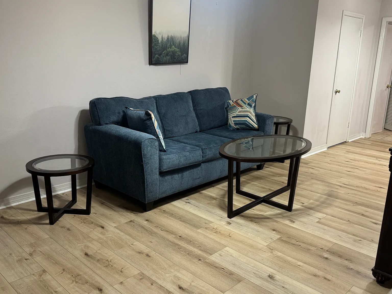 2 bed, 1.5 bath, 1100 sqft, $1,400 — Photo 3