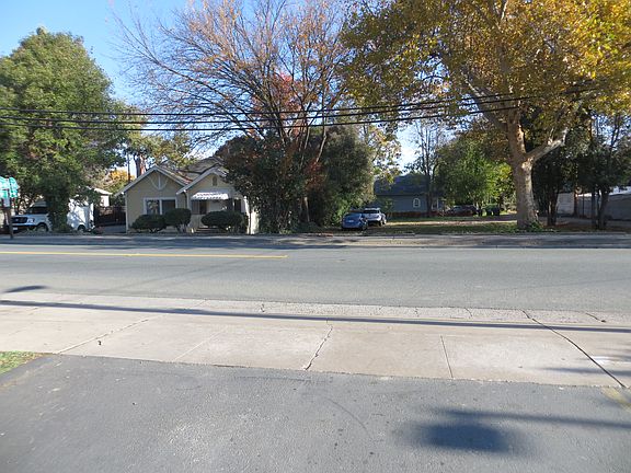 2nd image of 330 326 Preston Avenue