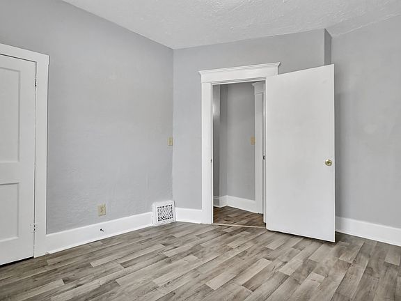 5th image of 810 W Genesee St #1