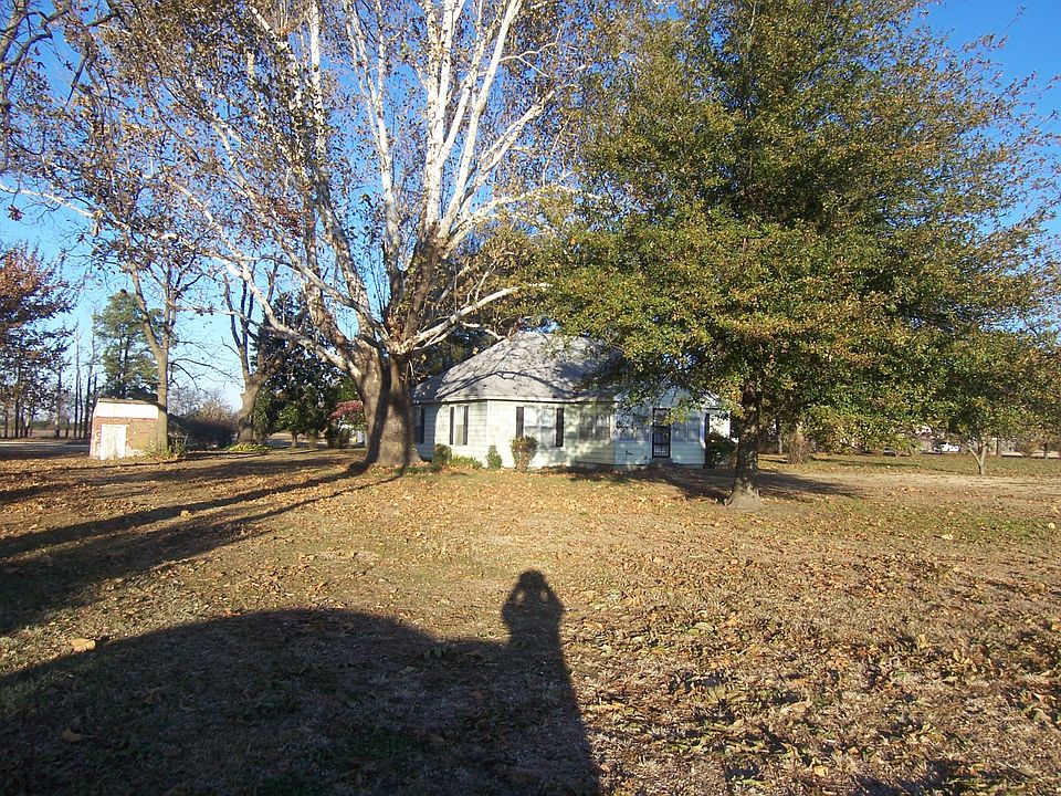 1st image of 3189 Farmers Ln