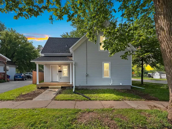 702 Lincoln Ave, Kaukauna, WI 54130