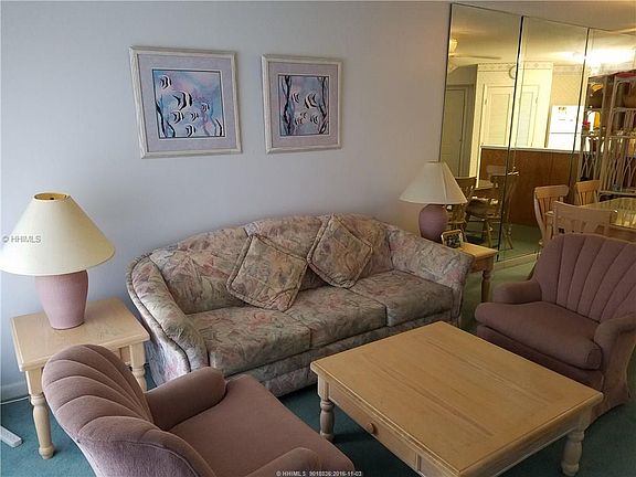 2nd image of 10 Lemoyne Ave Unit 313