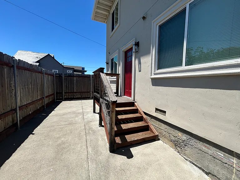 715 Sacramento St #A — Photo 11